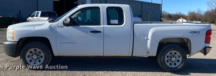 image for item DN6596 2011 Chevrolet Silverado 1500  Ext. Cab pickup truck