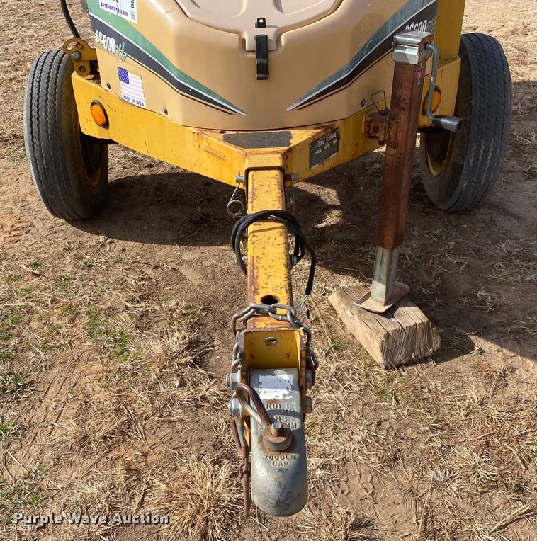 image for item DN6601 2010 Vermeer BC600XL  wood chipper