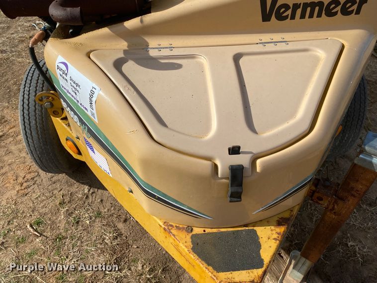 image for item DN6601 2010 Vermeer BC600XL  wood chipper