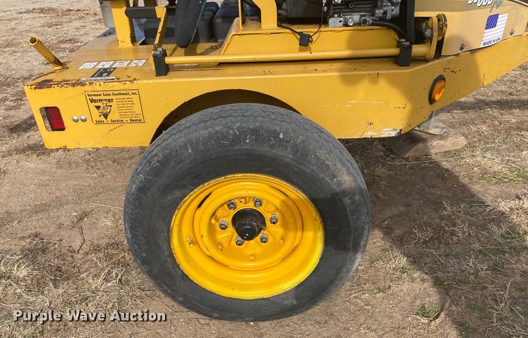 image for item DN6601 2010 Vermeer BC600XL  wood chipper