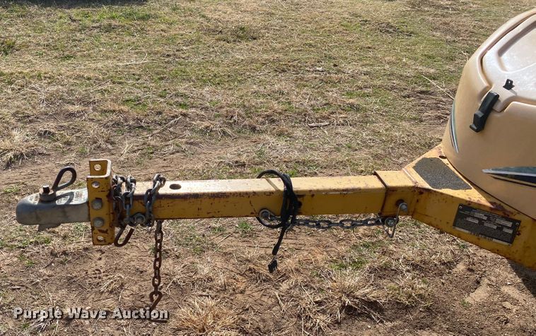 image for item DN6601 2010 Vermeer BC600XL  wood chipper