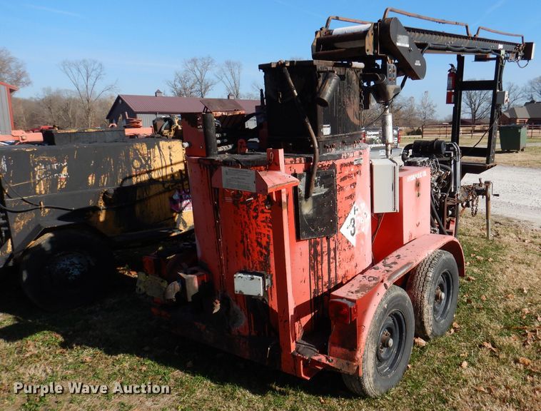 image for item DY9735 1999 Crafco SSI95DC  melter applicator