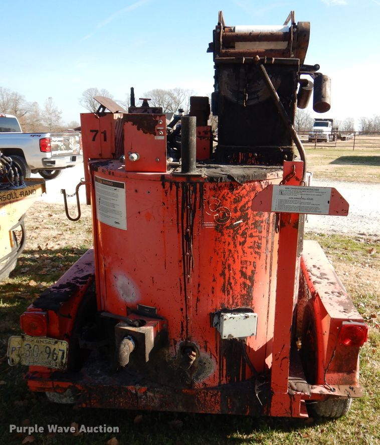 image for item DY9735 1999 Crafco SSI95DC  melter applicator