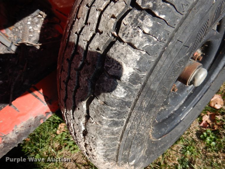 image for item DY9735 1999 Crafco SSI95DC  melter applicator