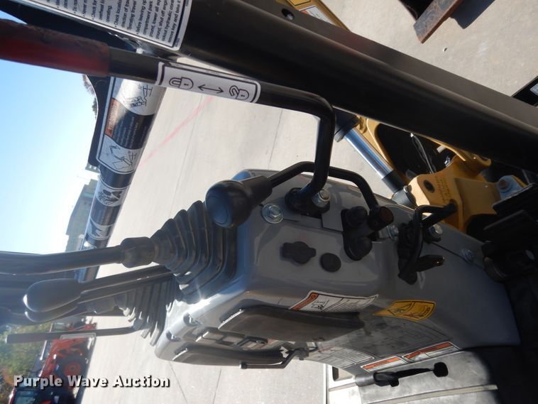 image for item ED9910 2016 Caterpillar 300.9D  mini excavator