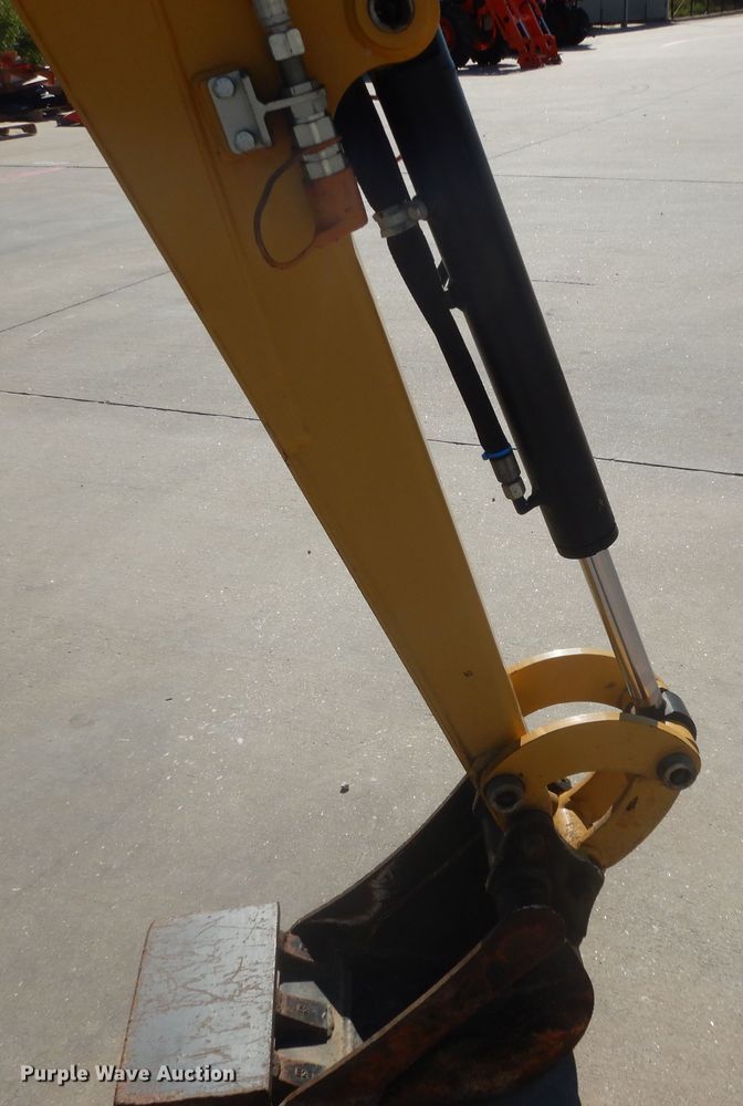 image for item ED9910 2016 Caterpillar 300.9D  mini excavator