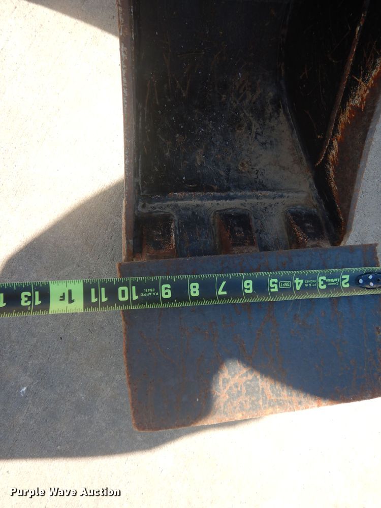 image for item ED9910 2016 Caterpillar 300.9D  mini excavator