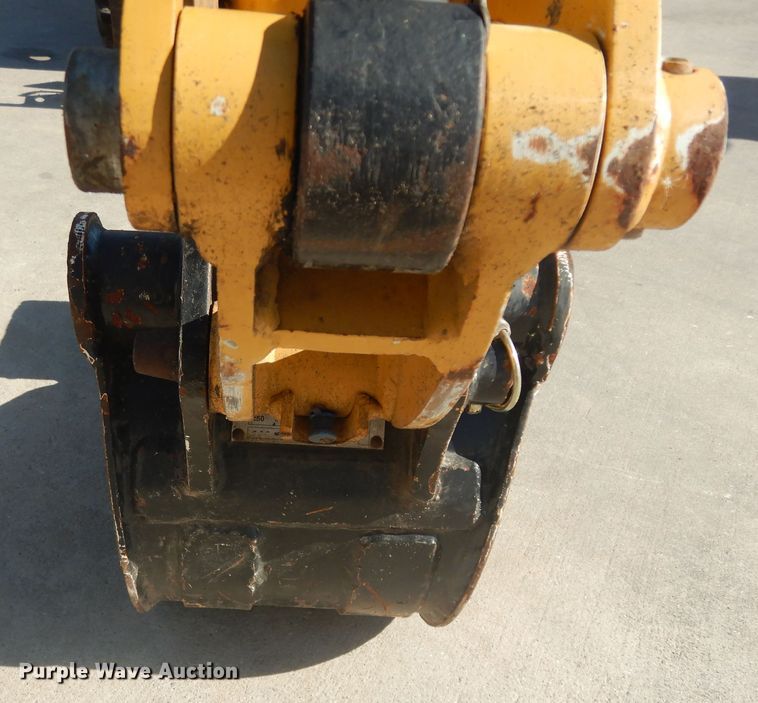 image for item ED9910 2016 Caterpillar 300.9D  mini excavator