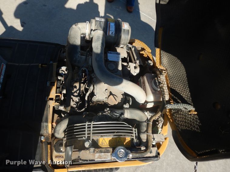 image for item ED9910 2016 Caterpillar 300.9D  mini excavator