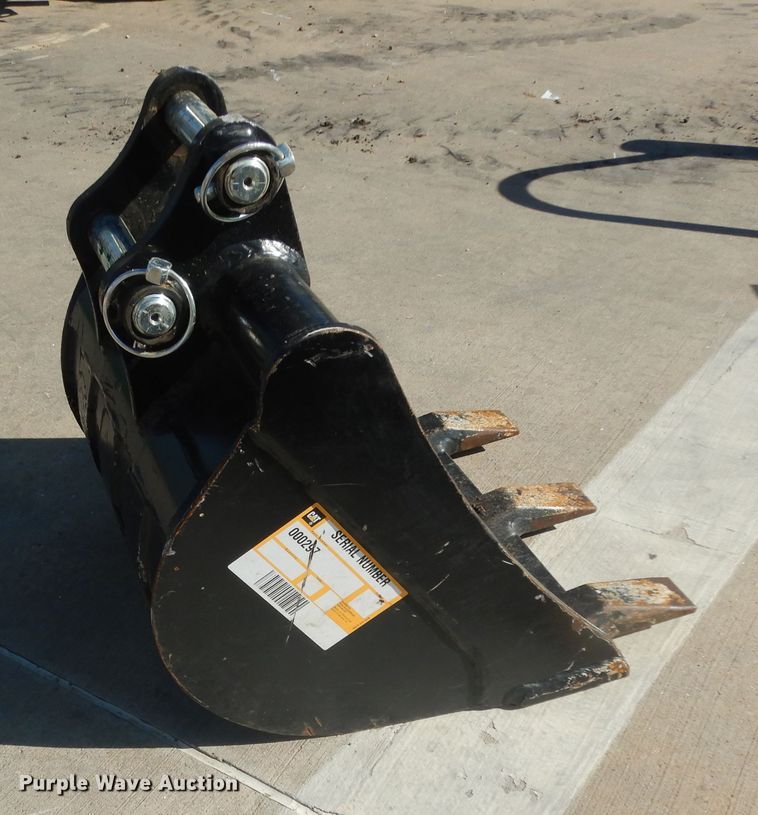 image for item ED9910 2016 Caterpillar 300.9D  mini excavator