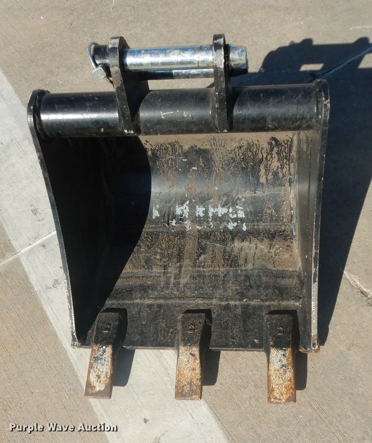 image for item ED9910 2016 Caterpillar 300.9D  mini excavator