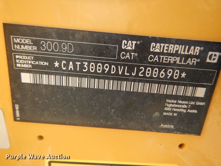image for item ED9910 2016 Caterpillar 300.9D  mini excavator