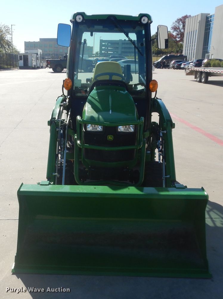 image for item ED9911 2019 John Deere 1025R  MFWD tractor