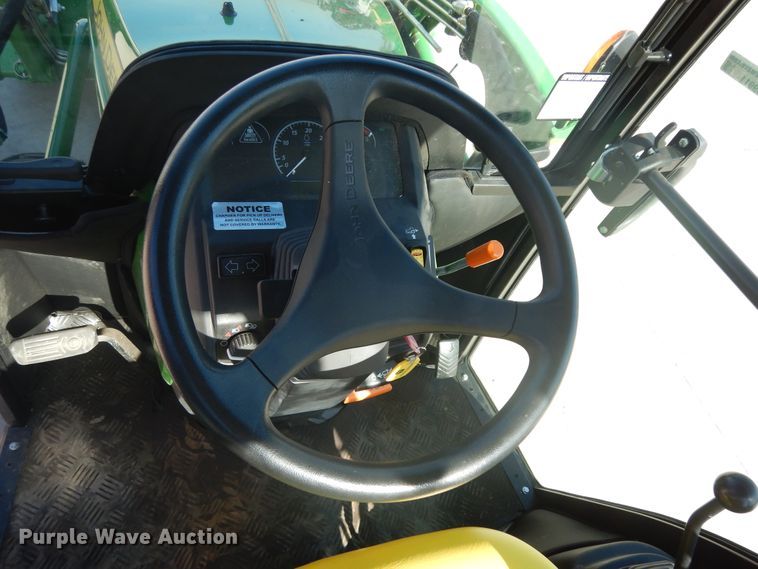 image for item ED9911 2019 John Deere 1025R  MFWD tractor