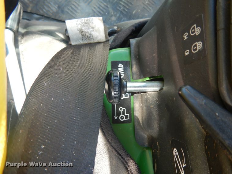 image for item ED9911 2019 John Deere 1025R  MFWD tractor