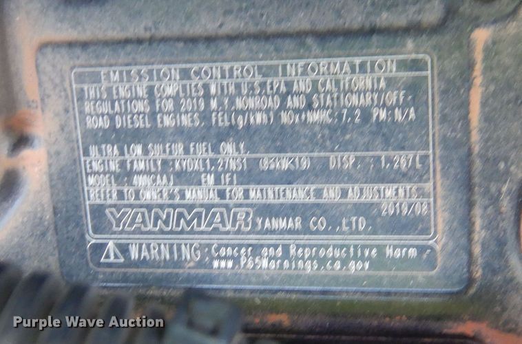 image for item ED9911 2019 John Deere 1025R  MFWD tractor