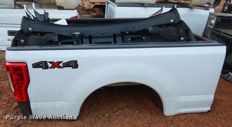image for item ED9940 Pickup truck bed