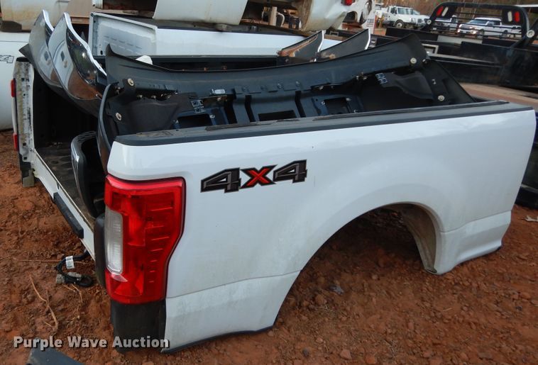 image for item ED9940 Pickup truck bed