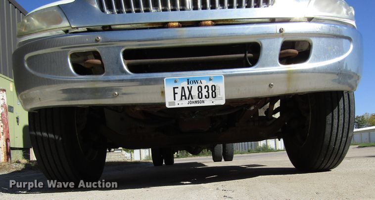 image for item EV9367 2007 International 4200  box truck