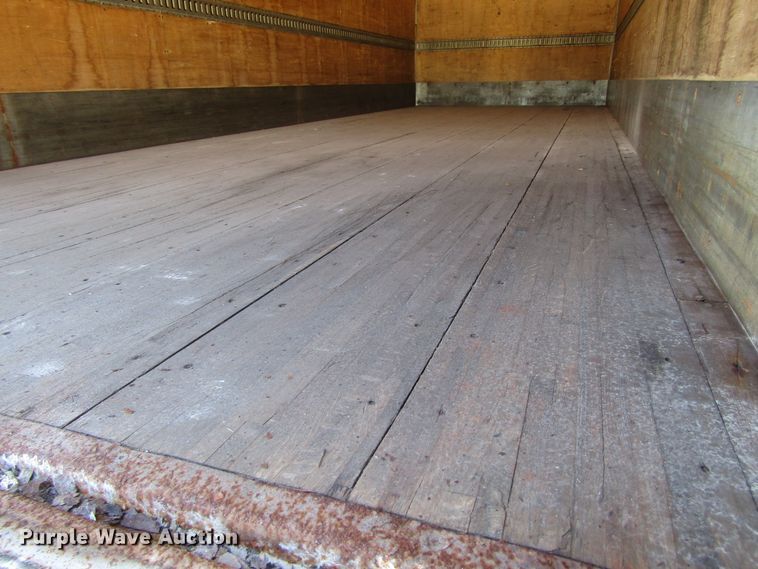 image for item EV9367 2007 International 4200  box truck