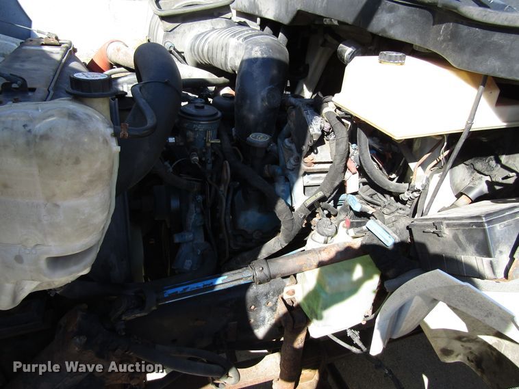 image for item EV9367 2007 International 4200  box truck