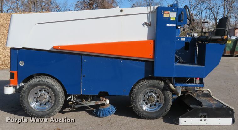 image for item FP9473 Zamboni 540  ice resurfacer