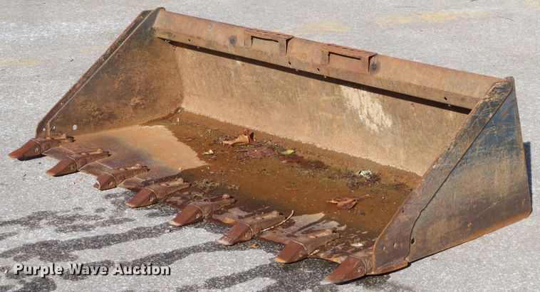 image for item FP9477 Bobcat  74" W skid steer bucket