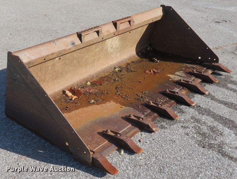 image for item FP9477 Bobcat  74" W skid steer bucket