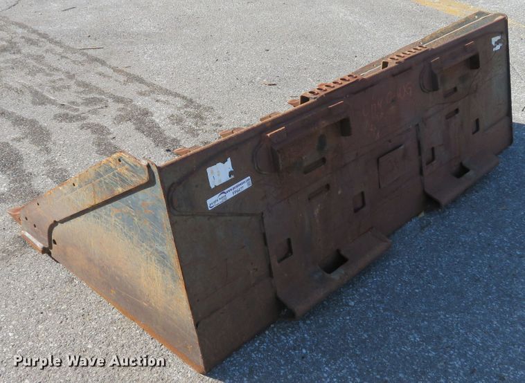 image for item FP9477 Bobcat  74" W skid steer bucket