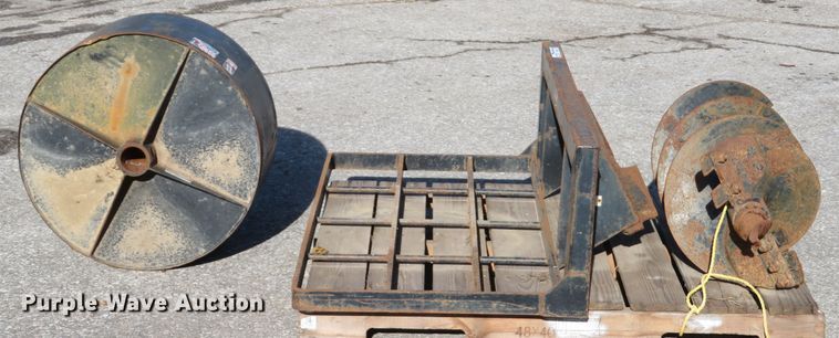 image for item FP9478 Toro Dingo attachments