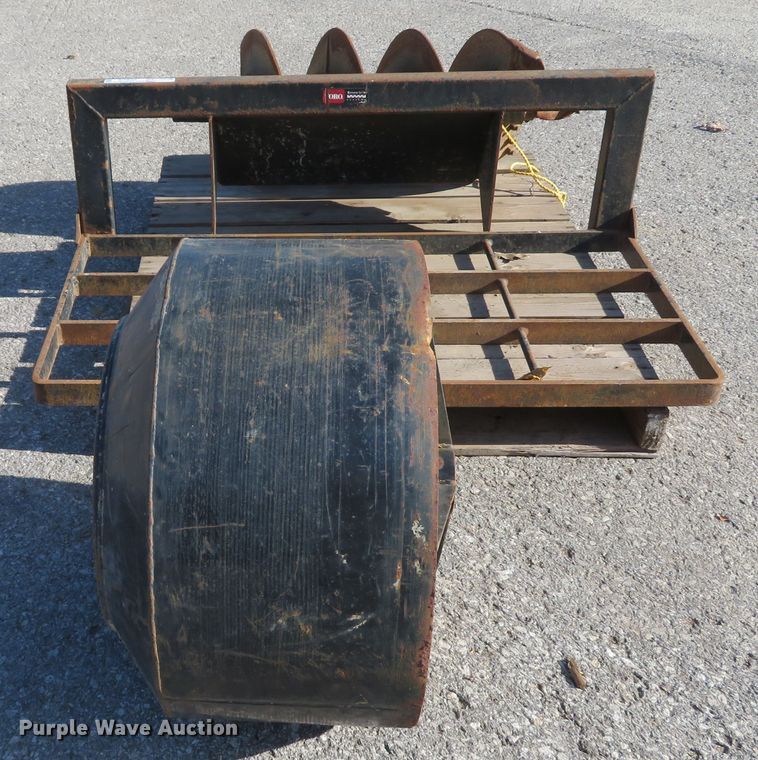 image for item FP9478 Toro Dingo attachments