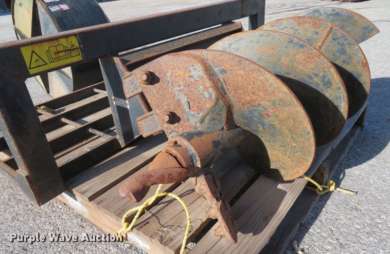 image for item FP9478 Toro Dingo attachments