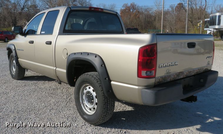 image for item FP9482 2004 Dodge Ram 1500  Quad Cab pickup truck