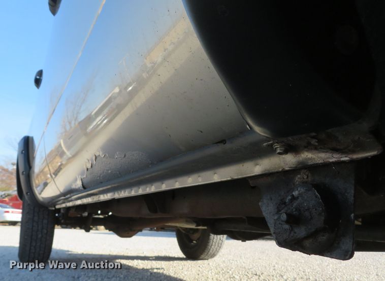 image for item FP9482 2004 Dodge Ram 1500  Quad Cab pickup truck