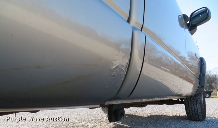 image for item FP9482 2004 Dodge Ram 1500  Quad Cab pickup truck