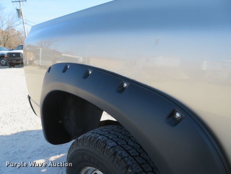 image for item FP9482 2004 Dodge Ram 1500  Quad Cab pickup truck