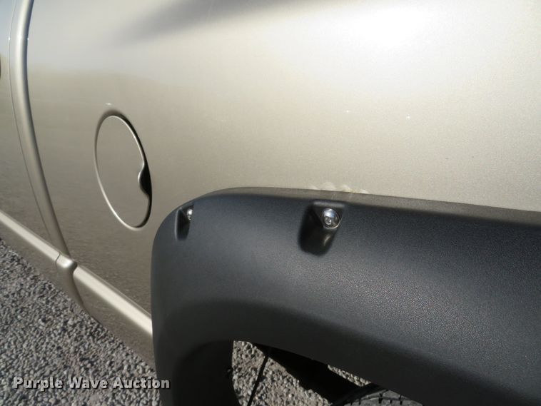 image for item FP9482 2004 Dodge Ram 1500  Quad Cab pickup truck