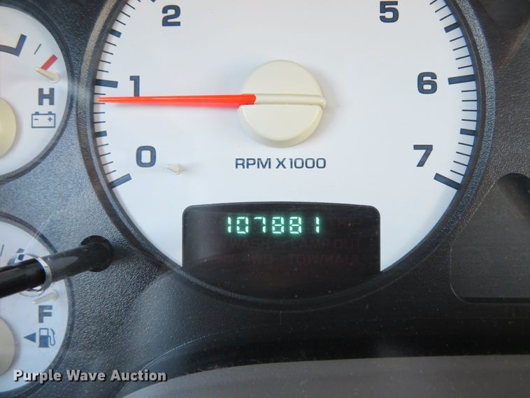 image for item FP9482 2004 Dodge Ram 1500  Quad Cab pickup truck