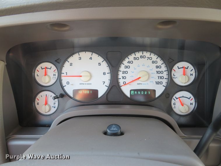 image for item FP9482 2004 Dodge Ram 1500  Quad Cab pickup truck