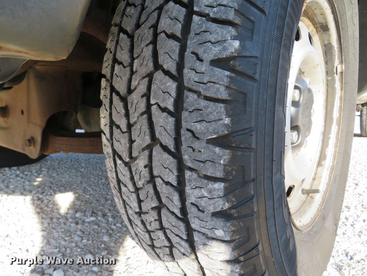 image for item FP9482 2004 Dodge Ram 1500  Quad Cab pickup truck