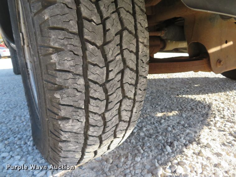 image for item FP9482 2004 Dodge Ram 1500  Quad Cab pickup truck