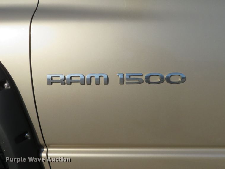 image for item FP9482 2004 Dodge Ram 1500  Quad Cab pickup truck