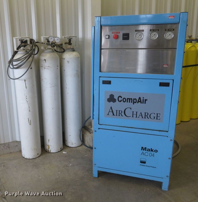 image for item FP9492 CompAir Mako AC04  SCBA fill station and air compressor