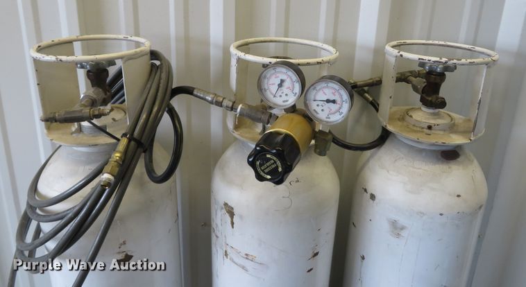 image for item FP9492 CompAir Mako AC04  SCBA fill station and air compressor