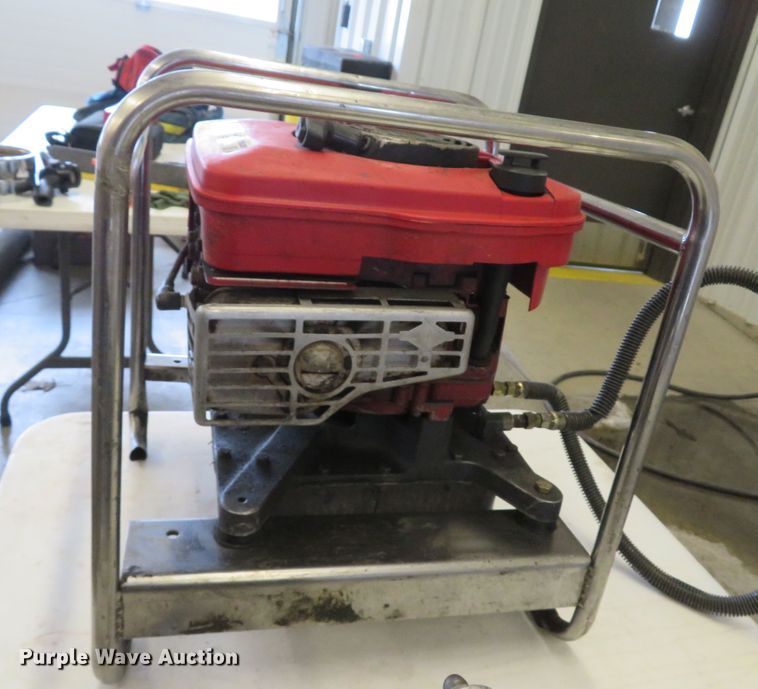 image for item FP9493 Hurst  rescue tool set