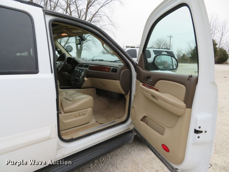 image for item FP9497 2007 GMC Yukon XL SLT  SUV