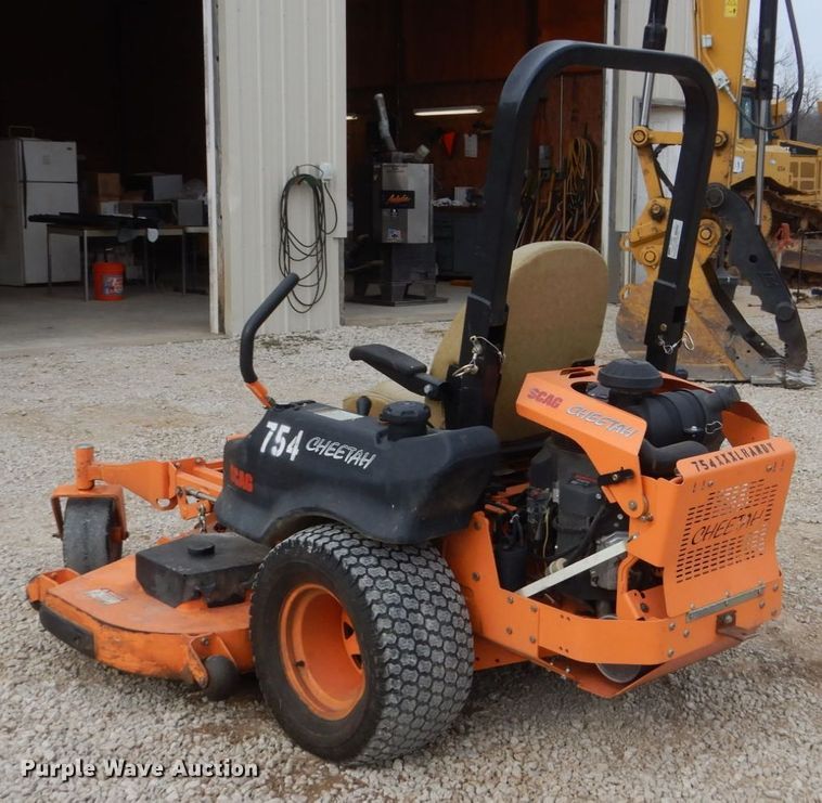 image for item FU9746 Scag SCZ72V-31FX  ZTR lawn mower