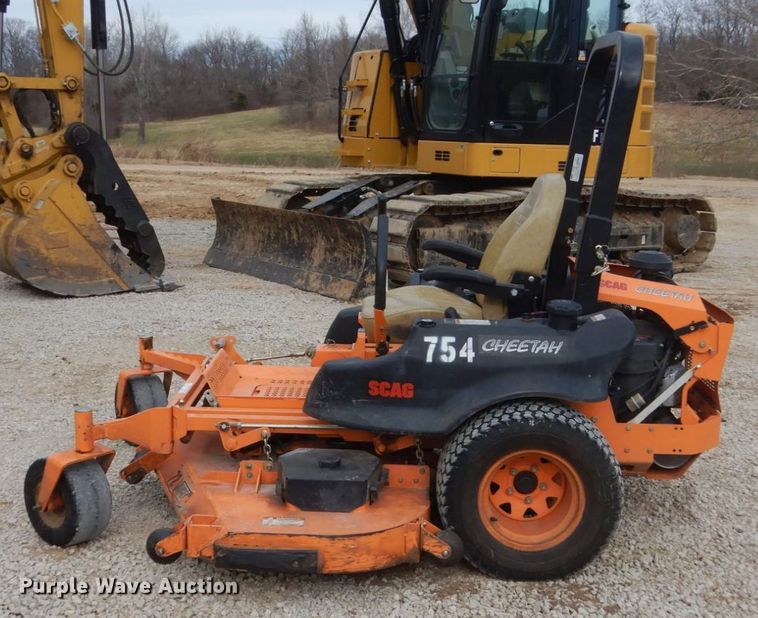 image for item FU9746 Scag SCZ72V-31FX  ZTR lawn mower