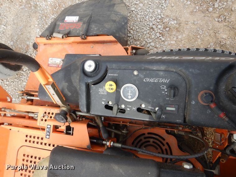 image for item FU9746 Scag SCZ72V-31FX  ZTR lawn mower