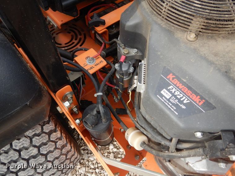 image for item FU9746 Scag SCZ72V-31FX  ZTR lawn mower